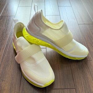 Aldo Erilisen Slip-On Sneakers White Upper+Neon Green Sole Size 7.5 women’s